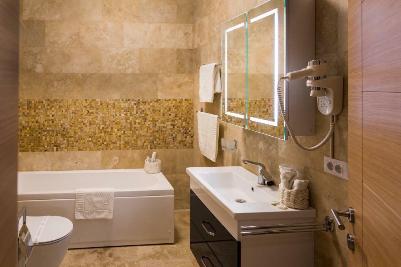 Rose Luxury Apartment Mamaia Extérieur photo